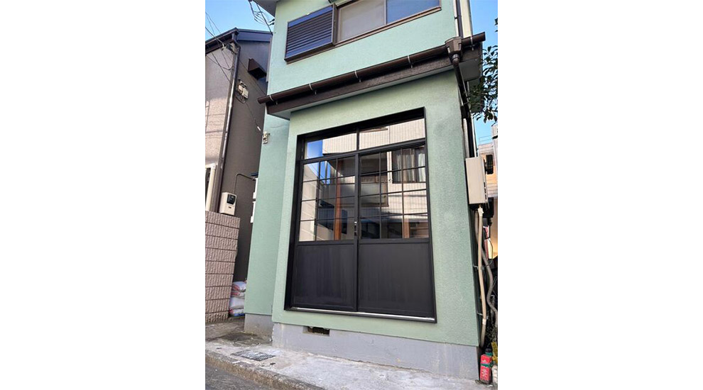 外苑前駅徒歩5分　重飲食大歓迎◎リフォーム⼯事済！キッチン区画有りの居抜き物件